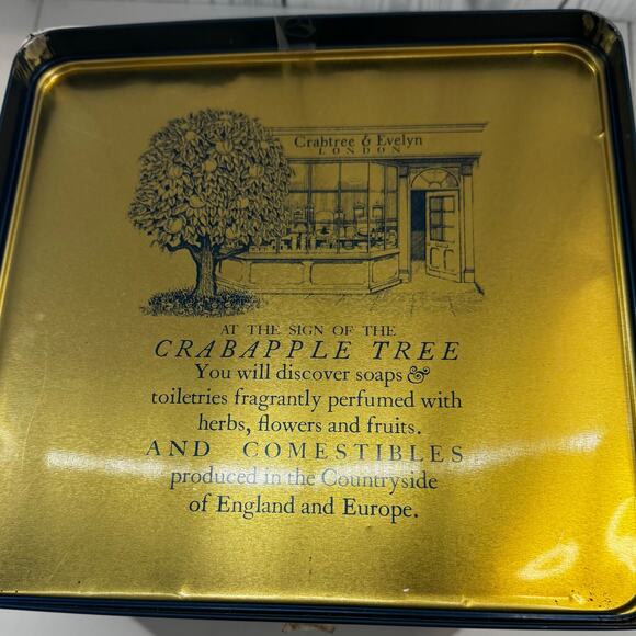 Vintage 1985 Crabtree and Evelyn Octagon Tin Farm Horse Chicken Tall Round - Picture 4 of 9